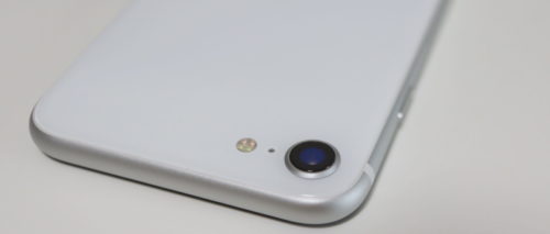iPhone SE2のリアカメラ