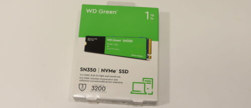 Western Digital WD Green SN350 NVMe SSD WDS100T3G0Cのパッケージ