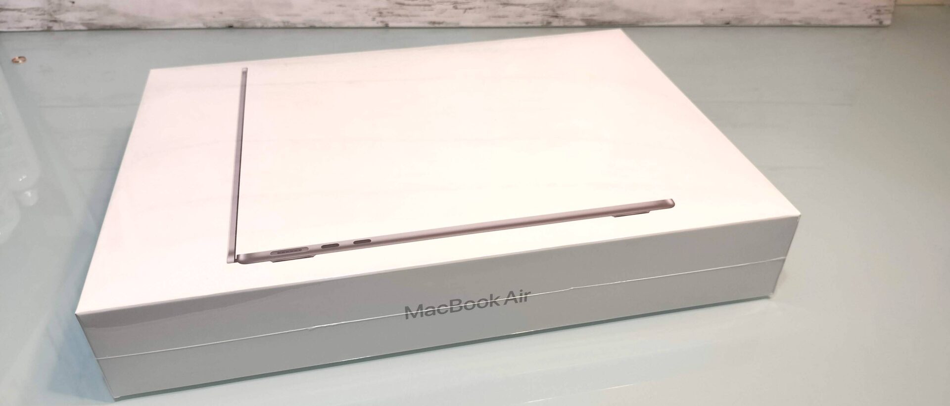 【美品】M1 MacBook Air 箱付き